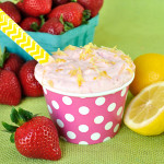 An easy fruit dip recipe with the sweet flavor of strawberries and the tart flavor of lemon. Strawberry lemonade dip is a refreshing treat for the summer.