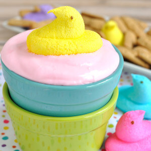 asy dessert dip recipe for Easter. Peeps Marshmallow Fluff Dip is a great way to use up extra Peeps. Serve with fruit or graham crackers. Fun for kids.