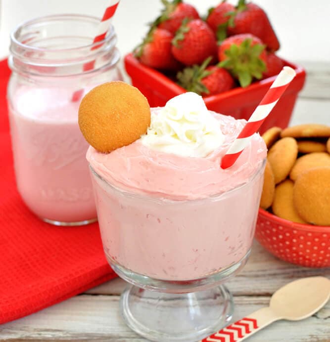 Strawberry Milkshake Dip
